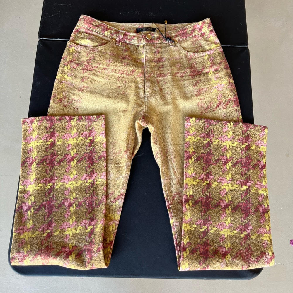 Women’s Roberto Cavalli straight leg patterned jeans size medium, fits like 27